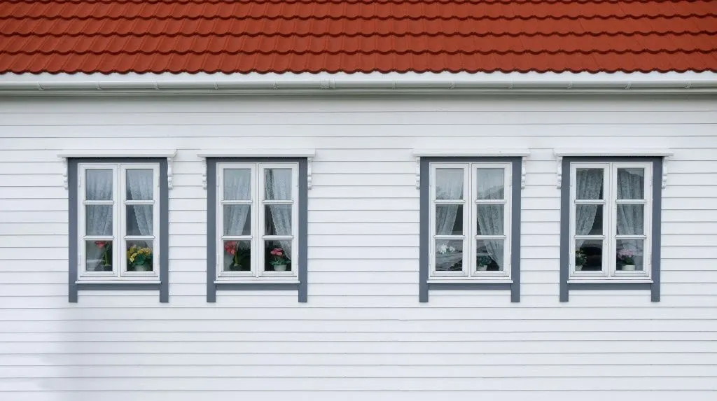 steinar-engeland-9hCoIC4qkRc-unsplash.jpg белый дом