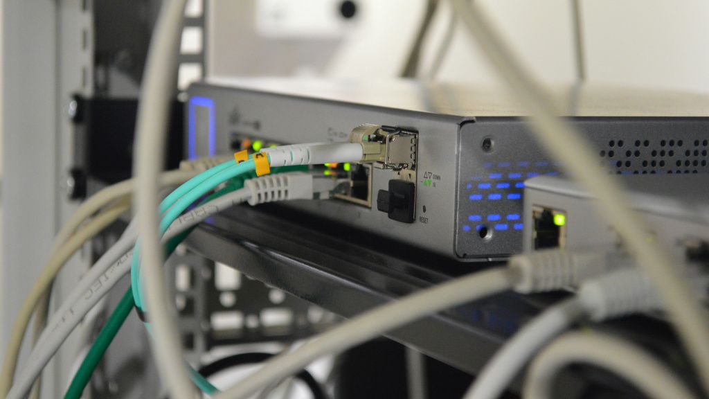 кабели роутер.jpg провода